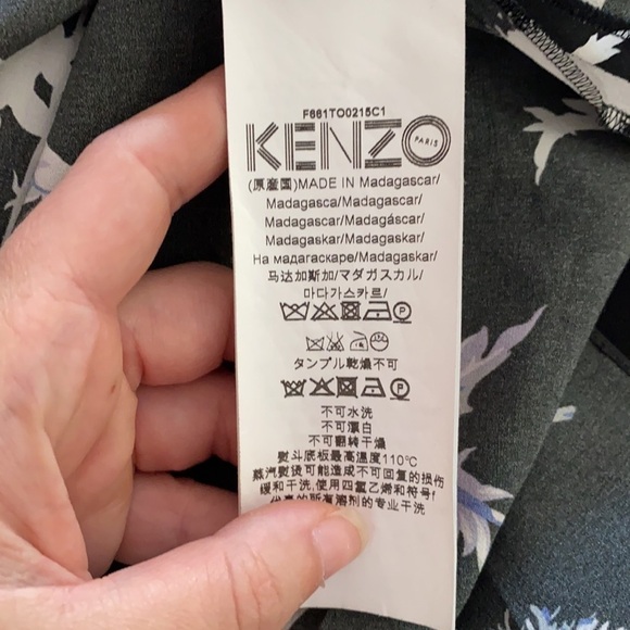 Kenzo Paris / dandelion print silk flutter sleeve Floral crop  Top 44 xl - Picture 9 of 10